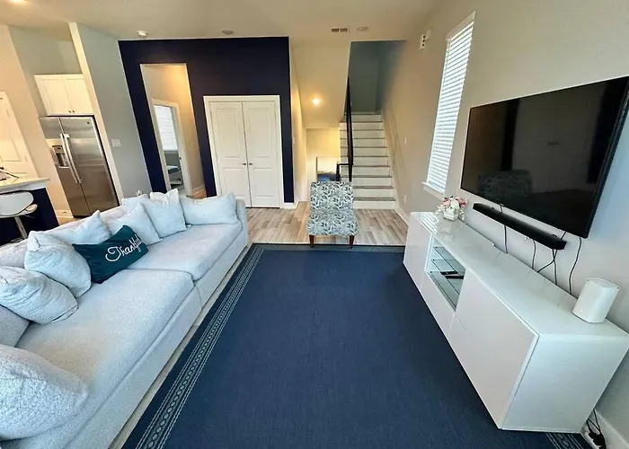 Modern Luxury 3 Bed 3 Bath Home With Workstation, 2 Car Garage!